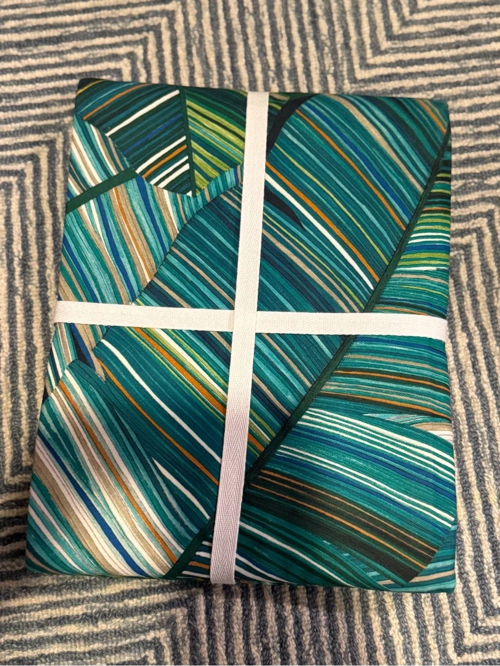 Williams Sonoma Palm Oilcloth Tablecloth with Umbrella Hole